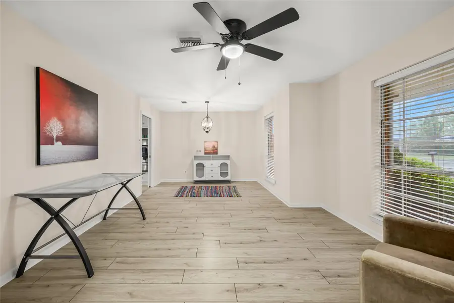 1607 Buescher Drive, Houston, TX 77043 - #3