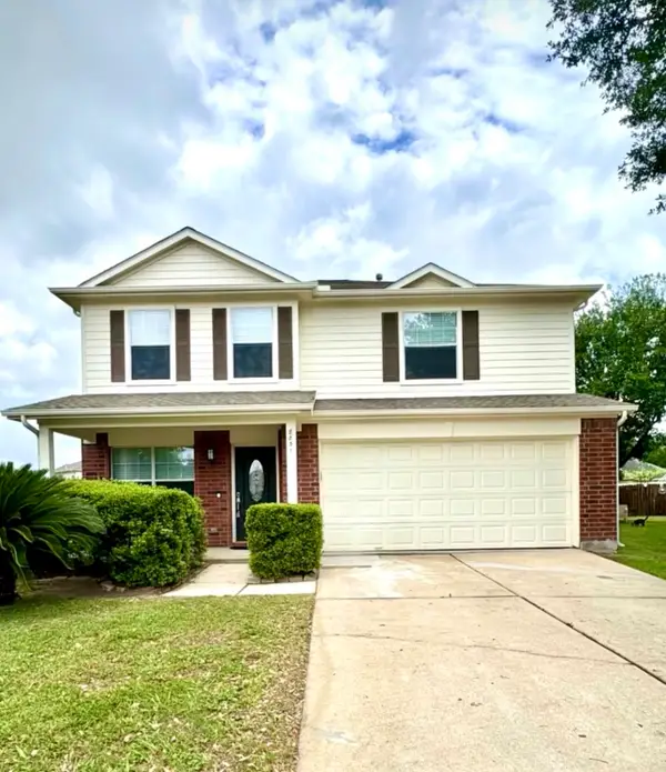 8831 Stratfield Lane, Houston, TX 77075