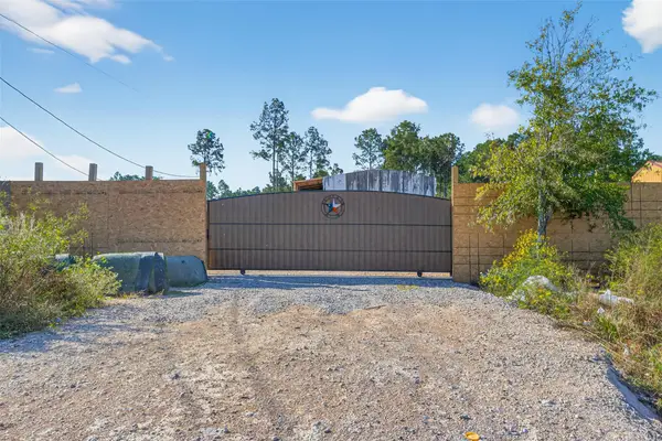 1746 County Road 3560, Cleveland, TX 77327