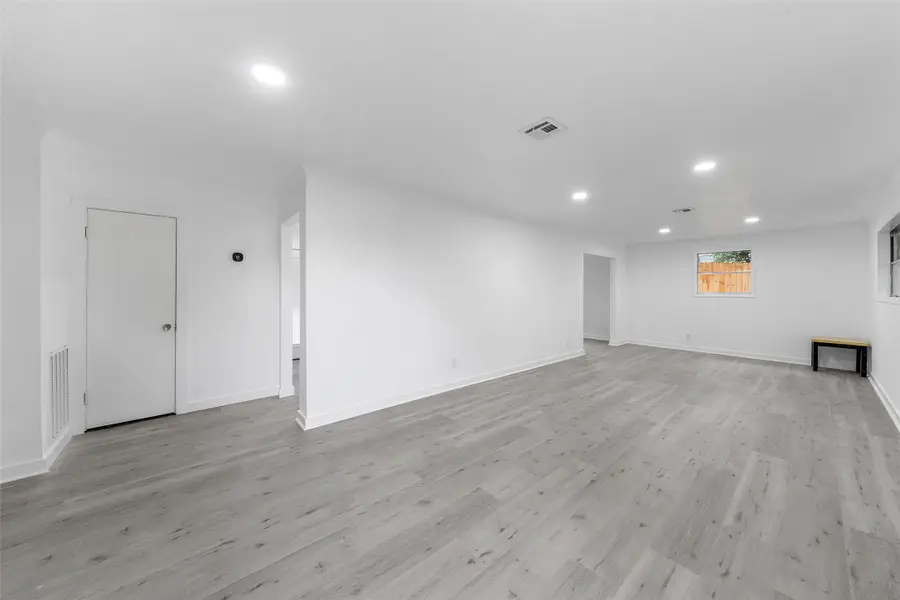 1911 Avenue O, Huntsville, TX 77340 - Image #3