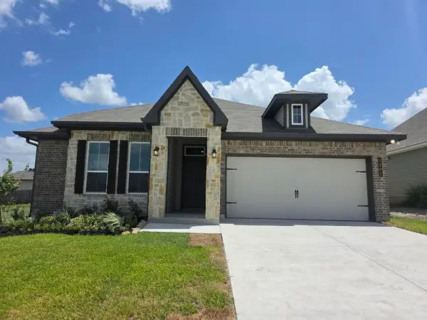 1497 Lake Ridge Drive, Brenham, TX 77833