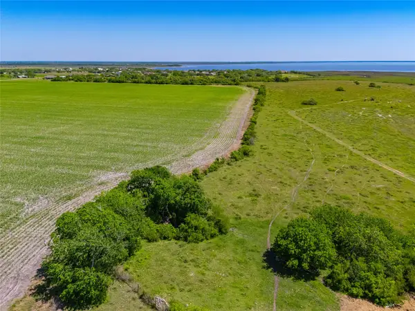 0 Park Rd, Port Lavaca, TX 77979