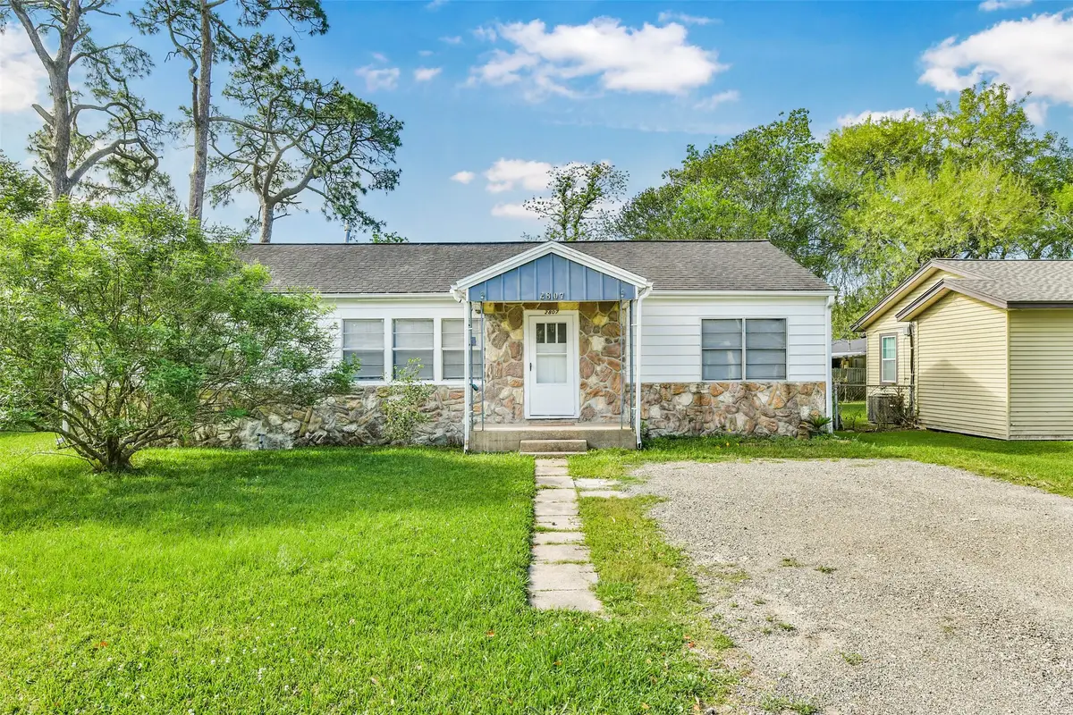 2807 Fannin Street, La Marque, TX 77568 - #1