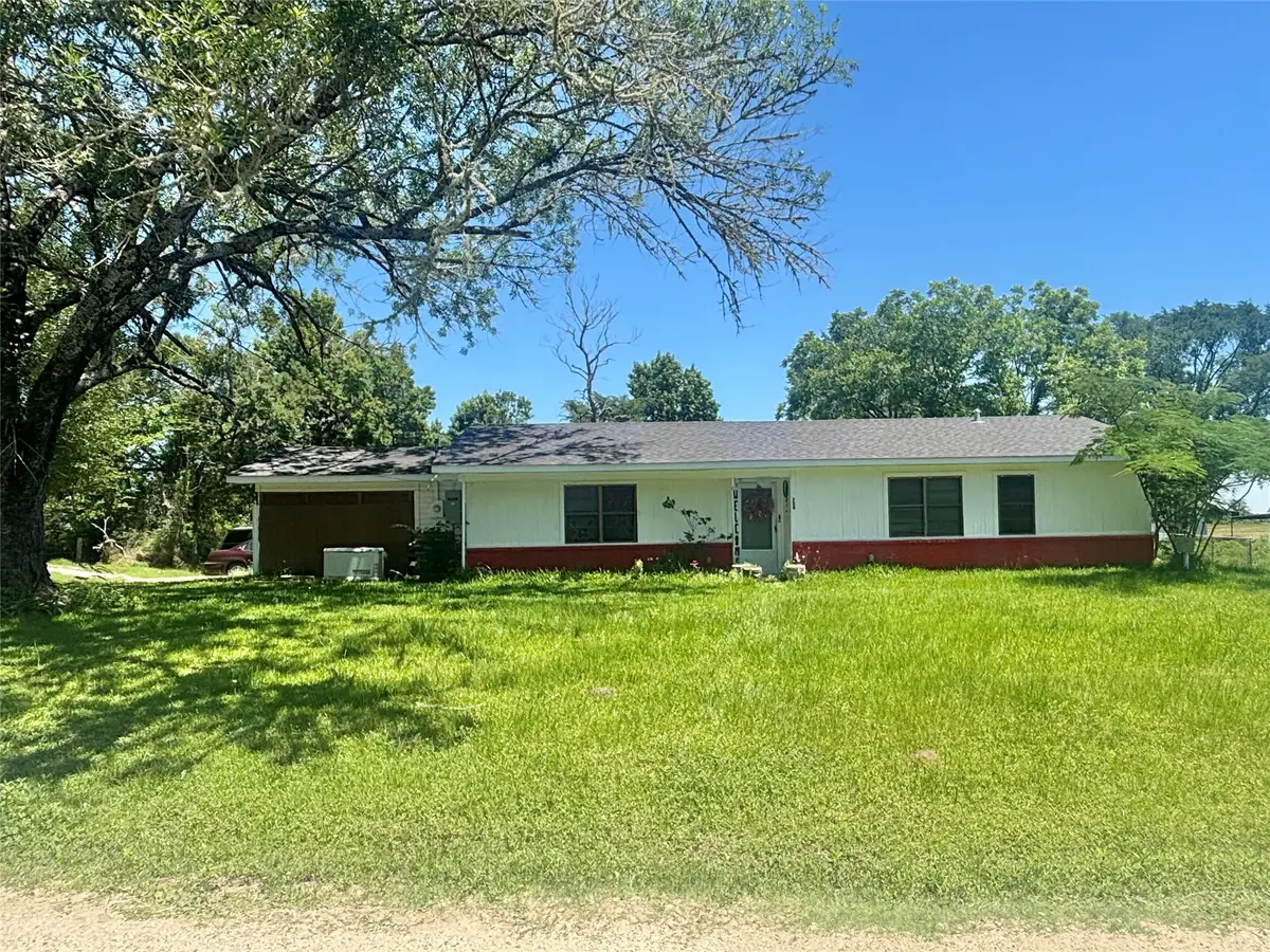 724 W 5th Street, Groveton, TX 75845 - #1