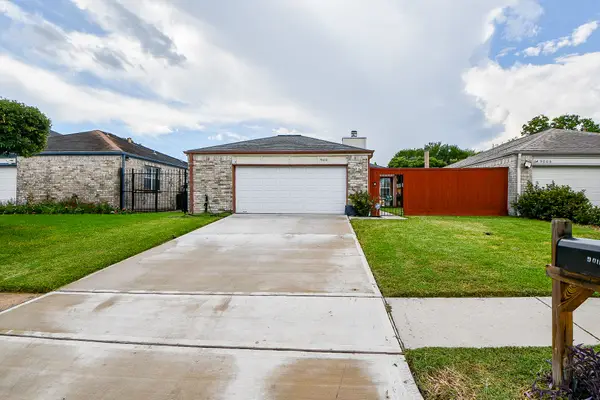 9010 Ketchwood Drive, Houston, TX 77099