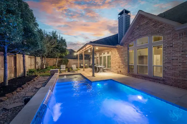 5219 Kenton Place Lane, Fulshear, TX 77441