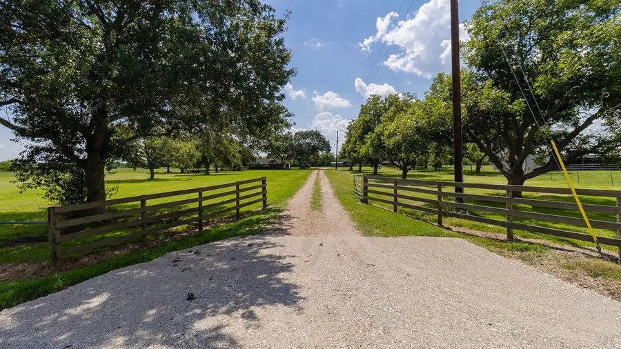 2606 Finney Vallet Road, Rosenberg, TX 77471 - #3