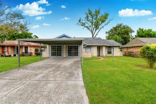 7210 Lumber Jack Drive, Houston, TX 77040