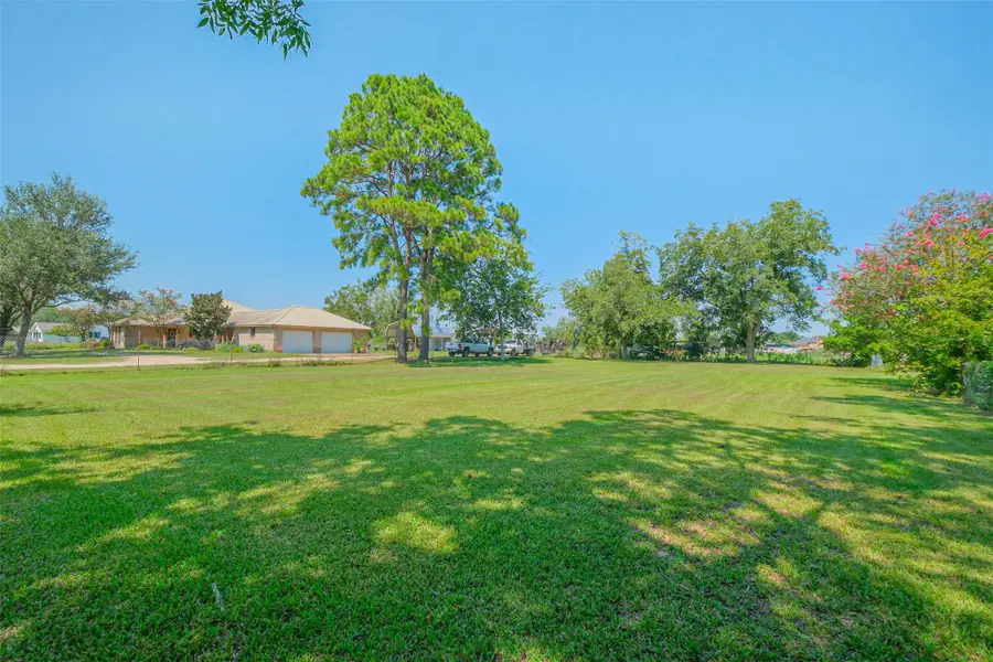 8903 Charity Street, Needville, TX 77461 - Image #3