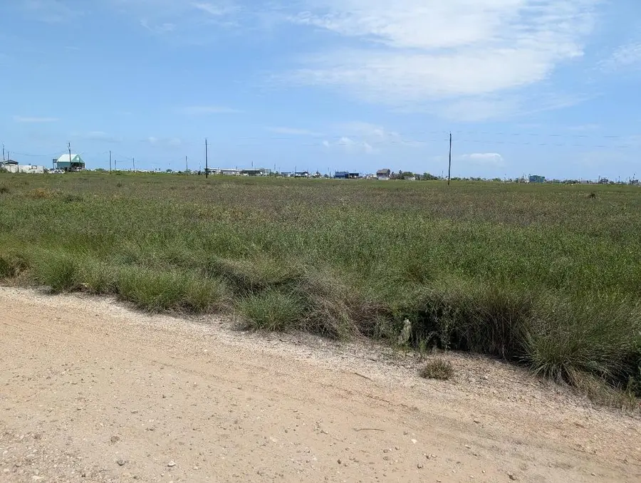 501 Oceania Street, Sargent, TX 77414 - Image #3