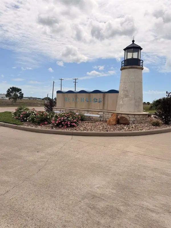 3344 Bay Point Drive, Palacios, TX 77465