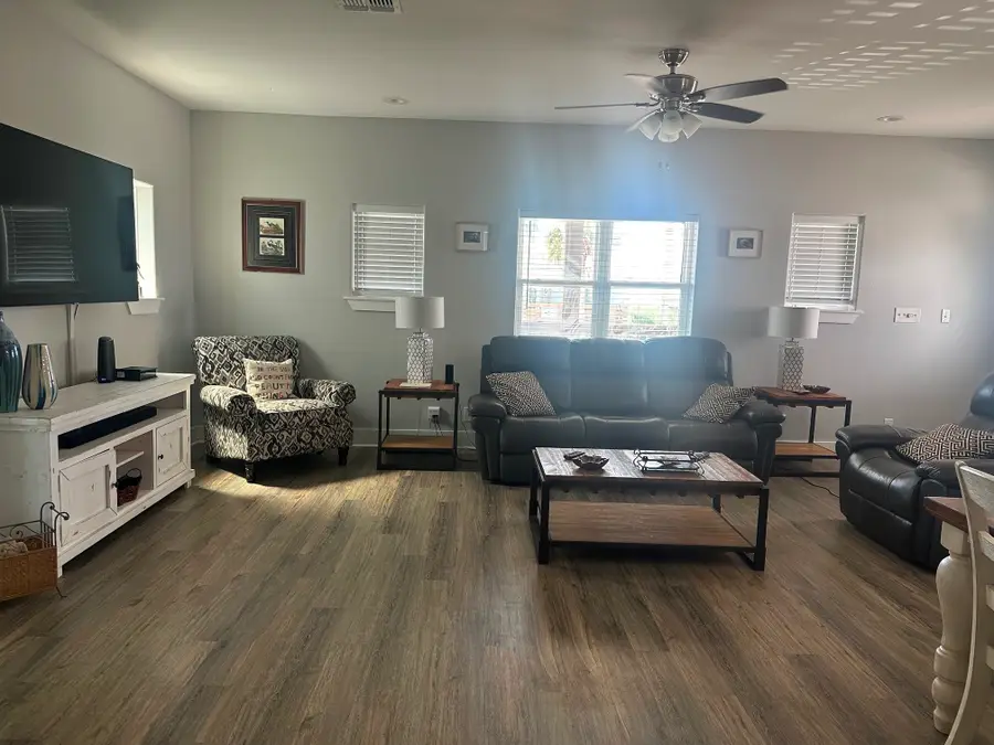 520 W Avenue A, Port Aransas, TX 78373 - #2