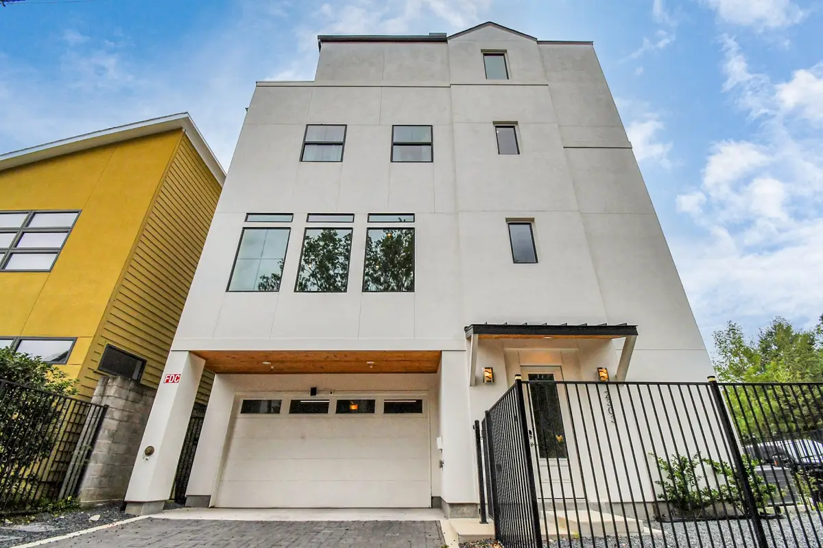 2303 Yupon Street, Houston, TX 77006 - #1