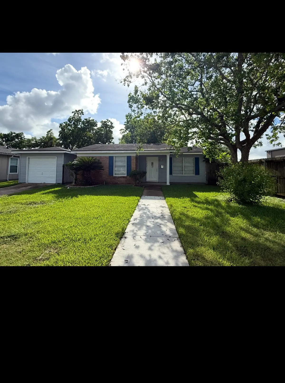 102 Forest Oaks Ln, Lake Jackson, TX 77566 - #1