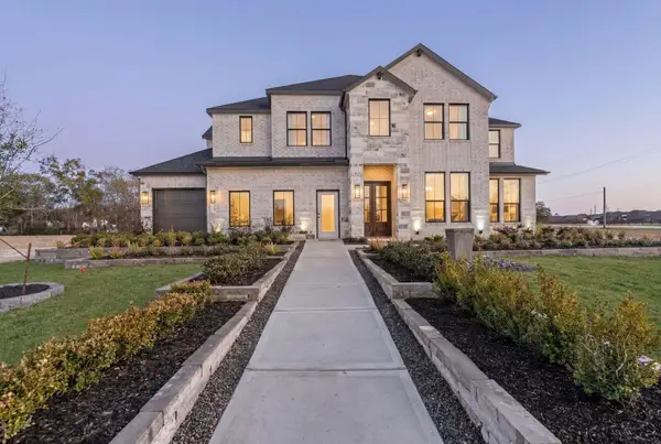 2517 Barton Creek Trail, Friendswood, TX 77546