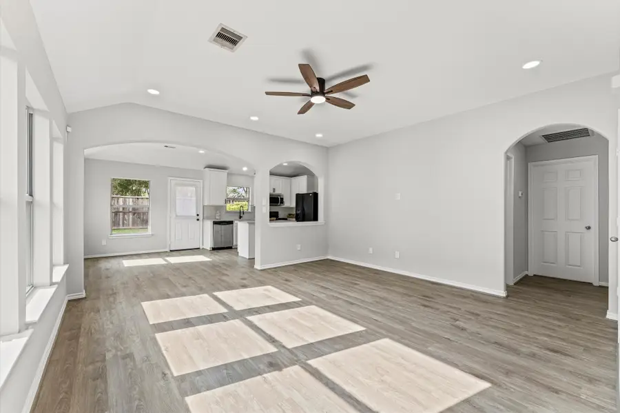 19019 Wellock Lane, Tomball, TX 77375 - Image #2