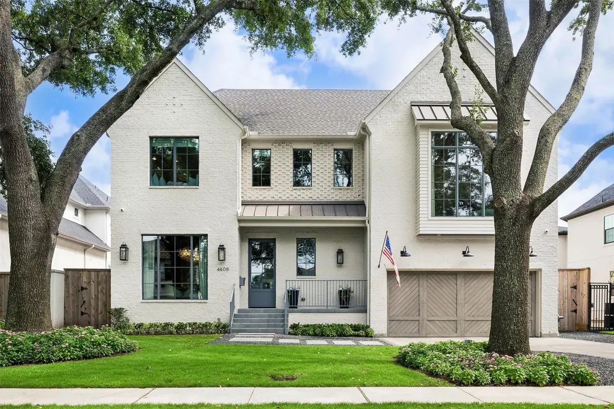 4609 Holly Street, Bellaire, TX 77401 - #1