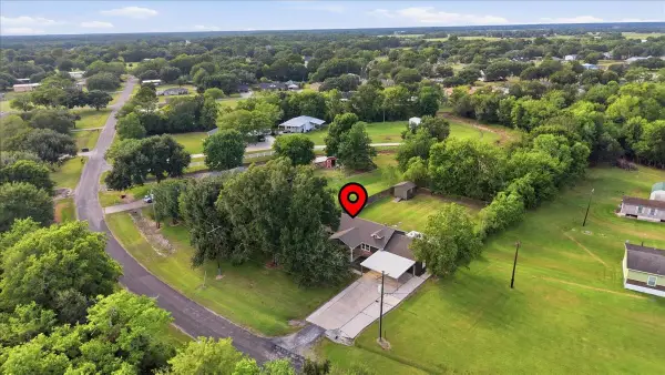 11565 Greenway Drive, Beaumont, TX 77705