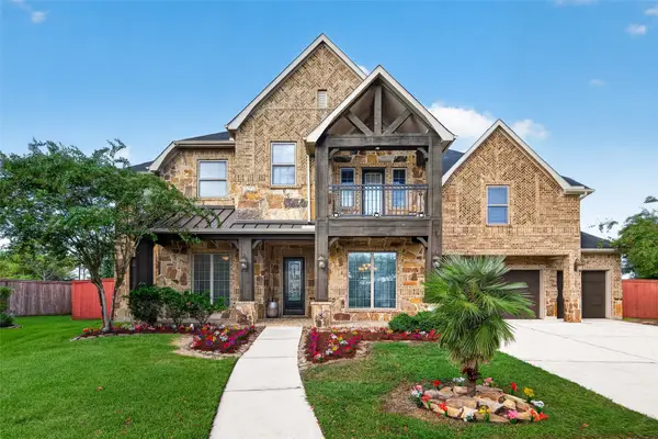 3426 Pin Oak Shadow Lane, Houston, TX 77059