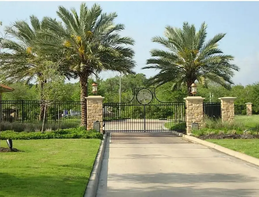 6311 Redfish Reef Drive, Beach City, TX 77523 - #2