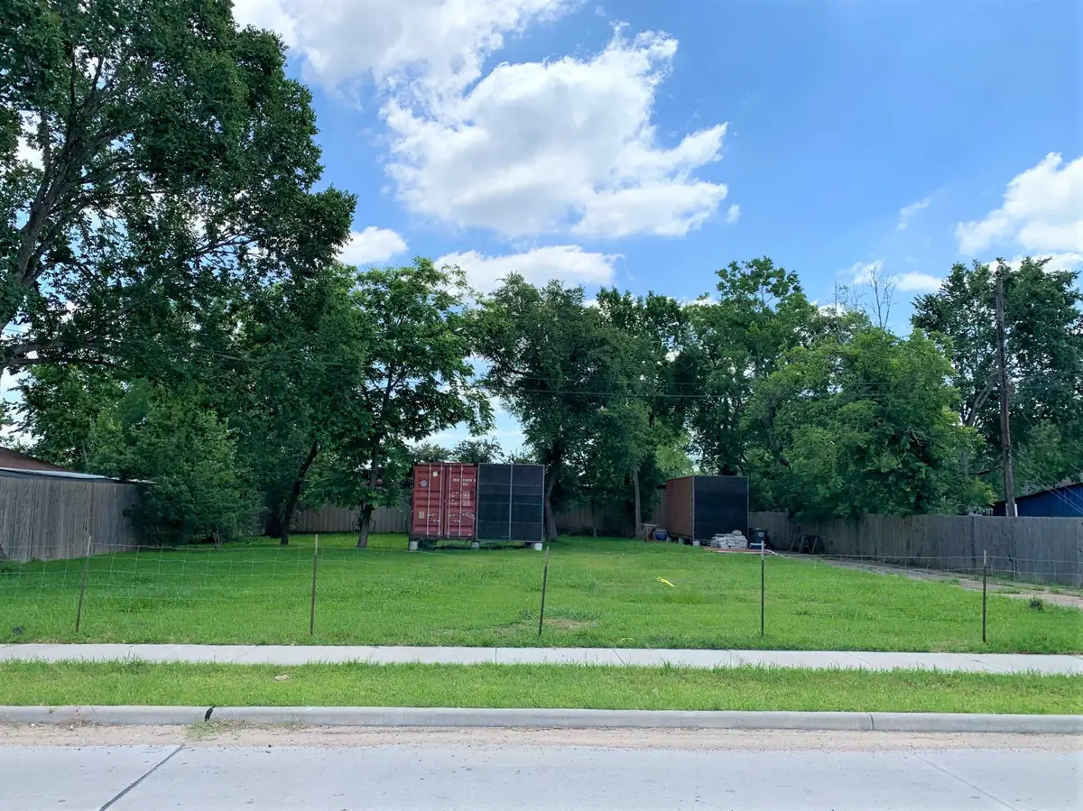 14807 Wagon Trail Road, Pearland, TX 77584 - #1