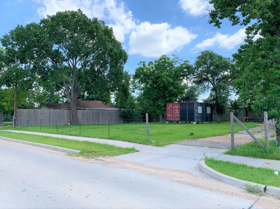 14807 Wagon Trail Road, Pearland, TX 77584 - #2
