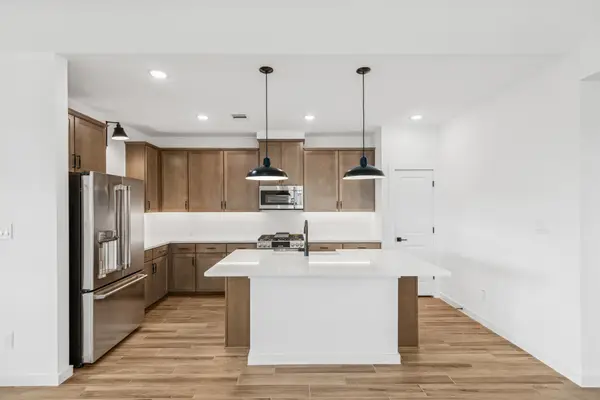 203 South Rose Marie Lane, Montgomery, TX 77356