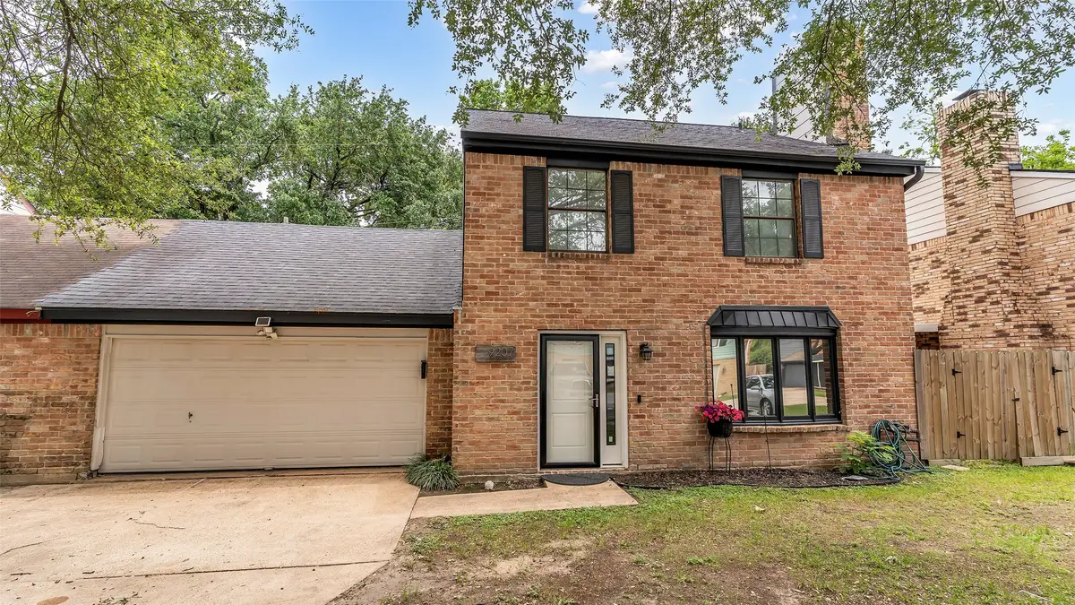 9207 Barr Circle, Houston, TX 77080 - #1