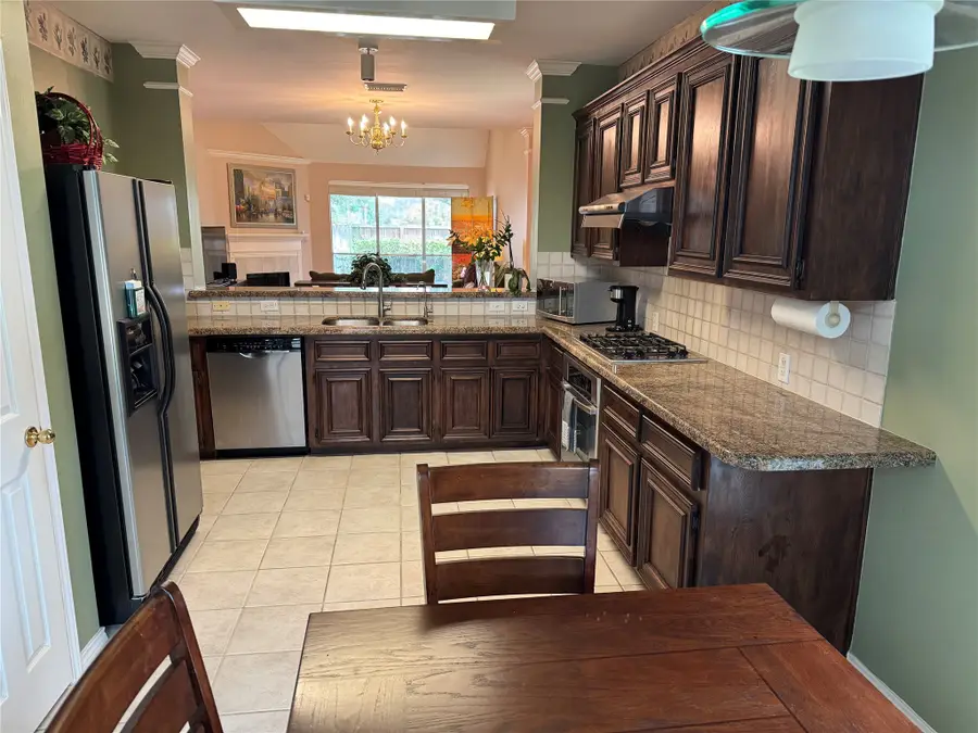 4202 Creek Hollow Lane, Missouri City, TX 77459 - Image #2