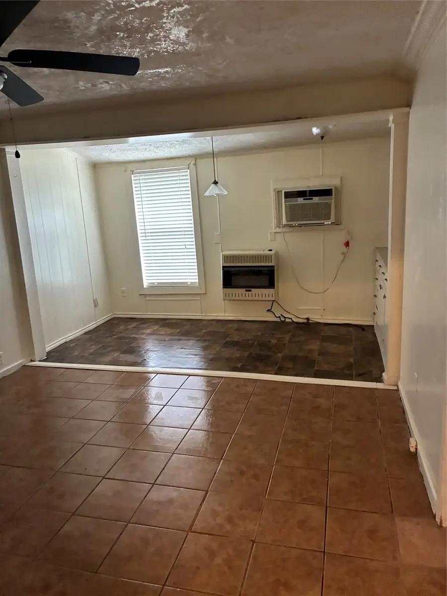 409 7th Street, Huntsville, TX 77320 - #2