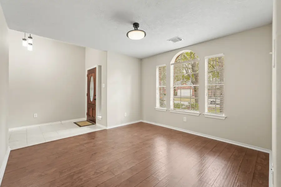 27 E Russet Grove Circle Circle, Conroe, TX 77384 - #3