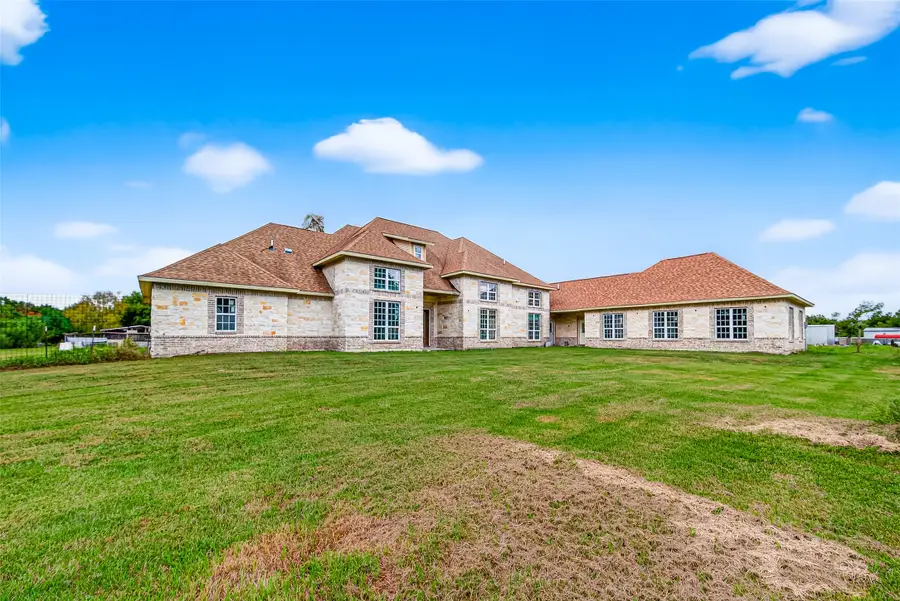 1013 Battlebell Road, Highlands, TX 77562 - Image #3