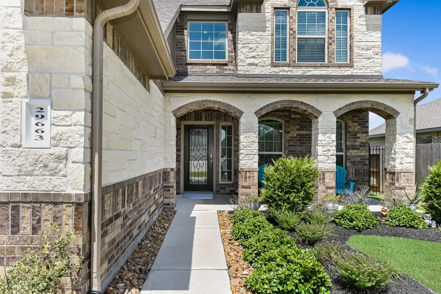 29663 Kynndal Shore Drive, Spring, TX 77386 - Image #3