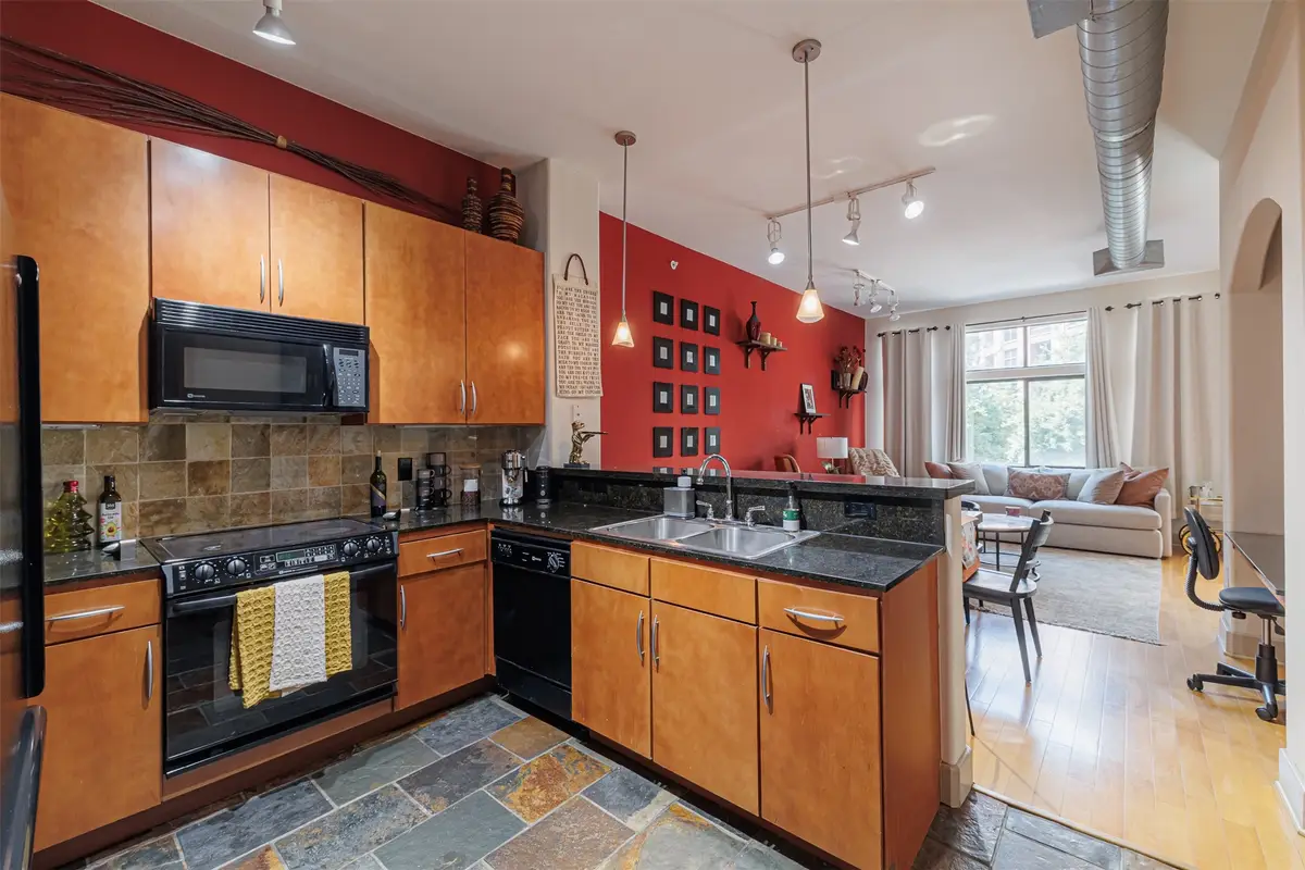 1901 Post Oak Boulevard #2112, Houston, TX 77056 - Image #1