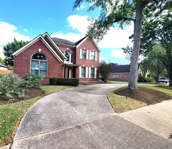 2214 Old South Drive, Richmond, TX 77406