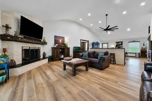 30906 Walnut Creek Road, Magnolia, TX 77355
