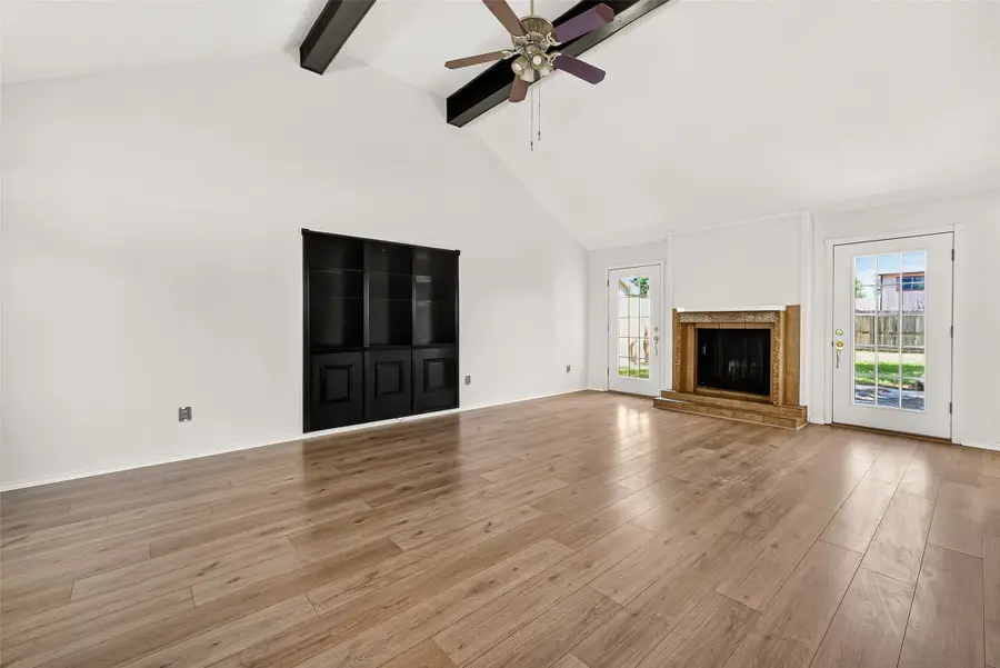 4911 Meadowood Circle, Baytown, TX 77521 - Image #3