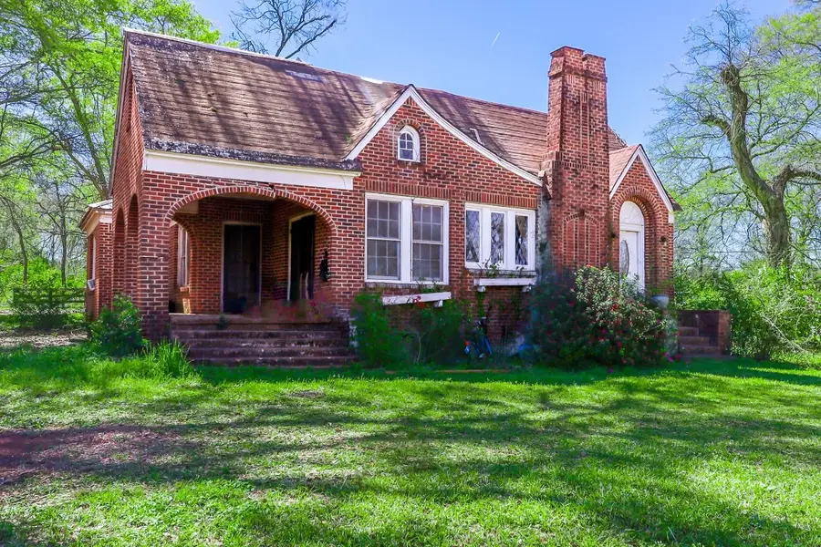 101 W Planters Street, San Augustine, TX 75972 - #3