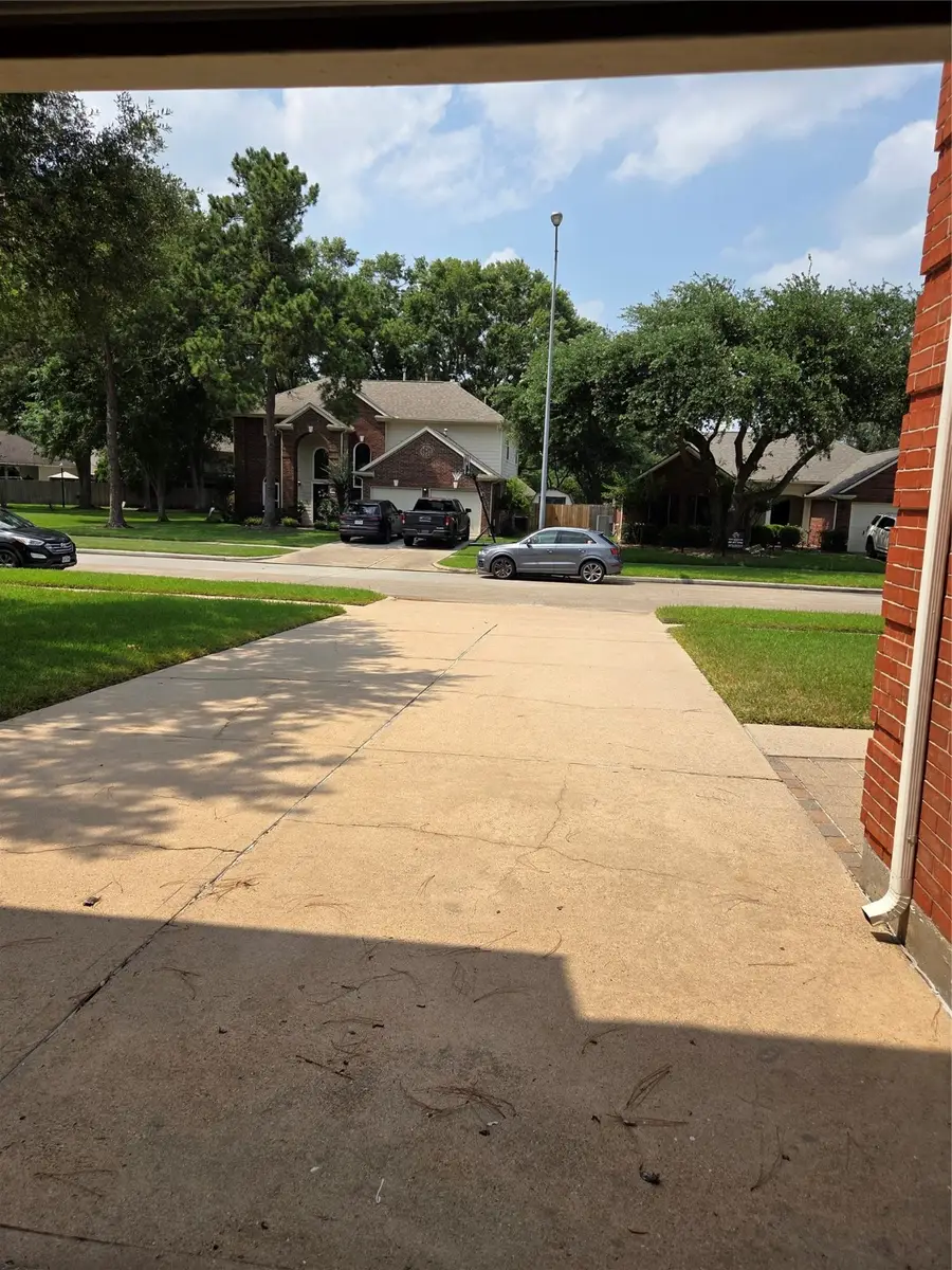 16111 Aberdeen Forest Drive, Houston, TX 77095 - Image #3