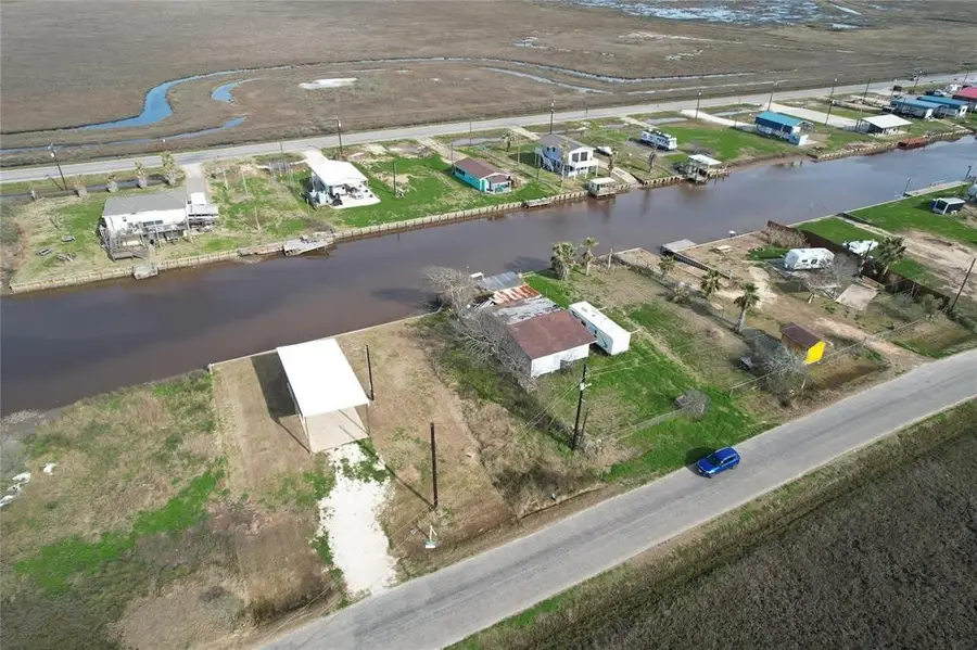 2133 County Road 299 Heron, Sargent, TX 77414 - Image #2