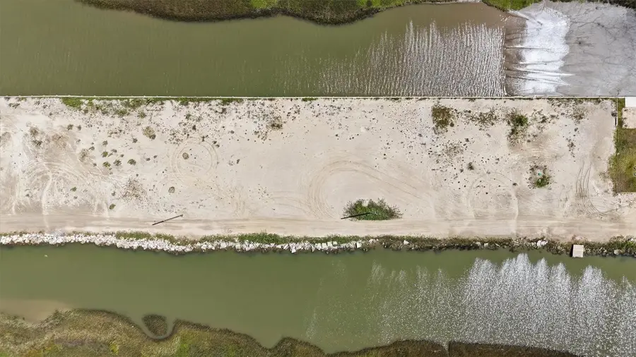 1348 N Tinkle Lane, Crystal Beach, TX 77650 - #3