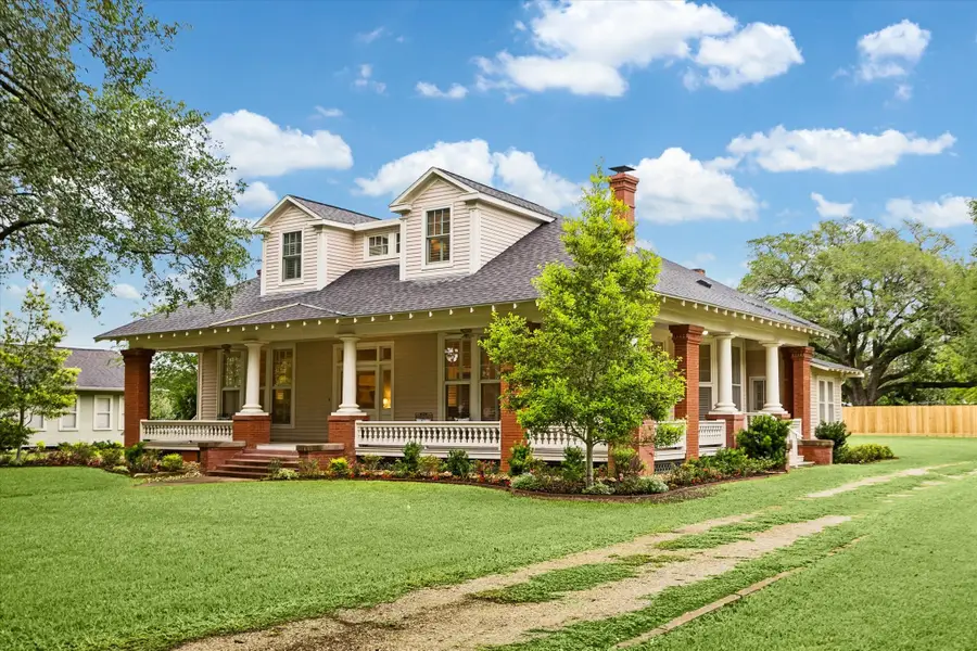 209 E Caney Street, Wharton, TX 77488 - #2