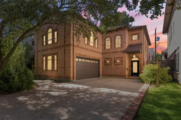 5910 Lake Street, Houston, TX 77005