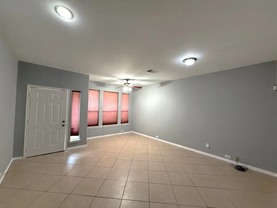 13119 S Bellaire Estates Drive, Houston, TX 77072 - Image #2