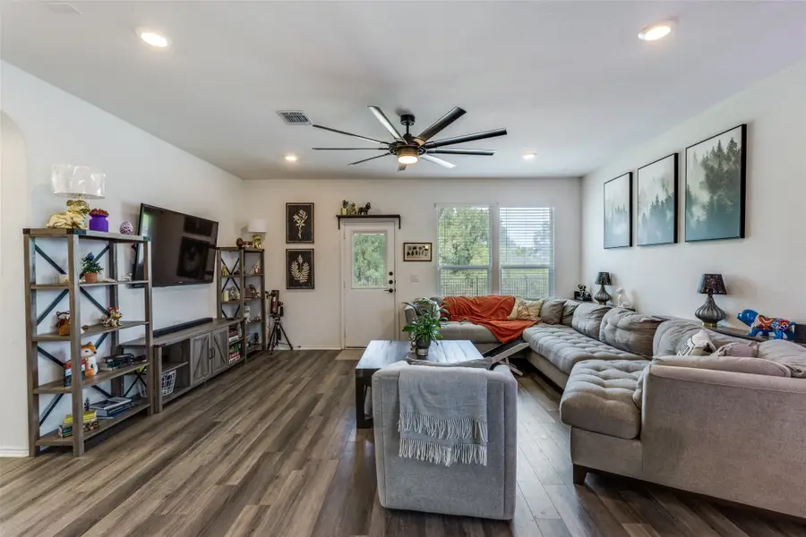 322 Linden Street, Bastrop, TX 78602 - Image #3