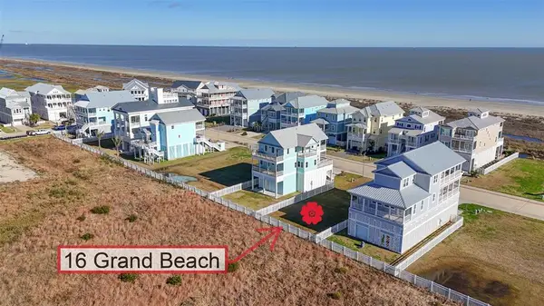 16 Grand Beach Boulevard, Galveston, TX 77550