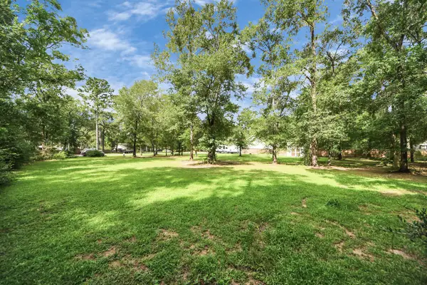 15755 Northland Dr, Porter, TX 77365