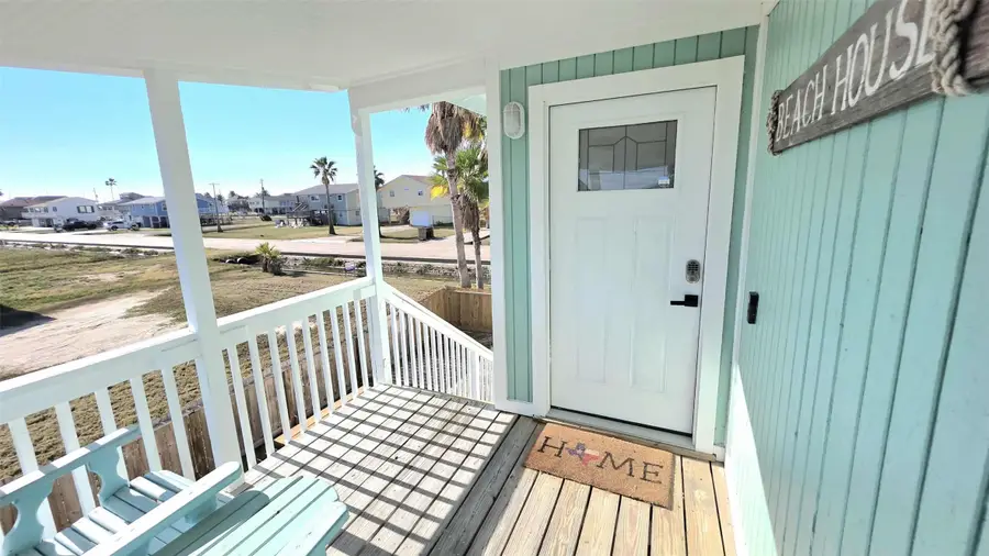 16623 Jolly Roger Road, Galveston, TX 77554 - Image #3