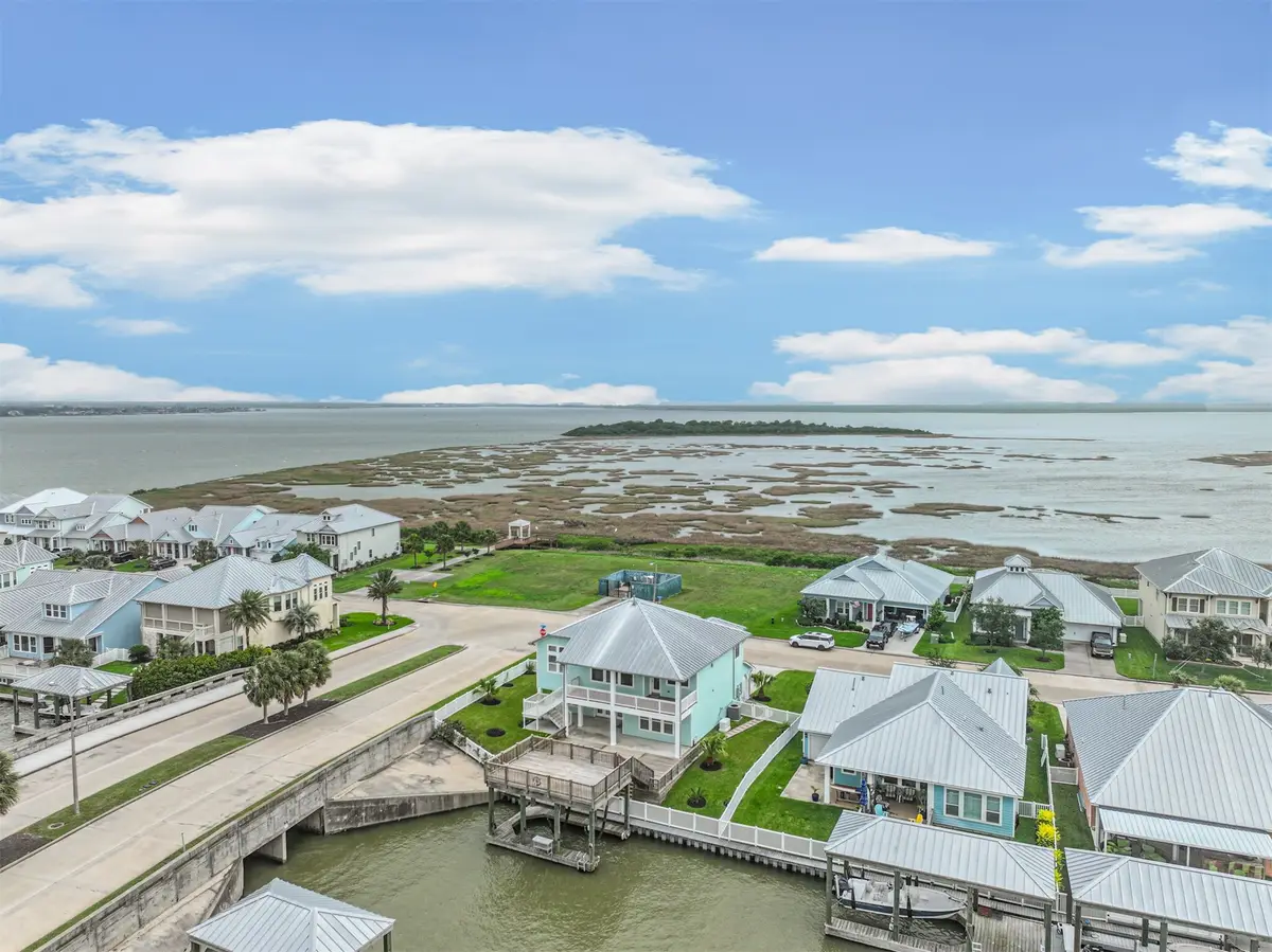 5101 Allen Cay Drive, Texas City, TX 77590 - Image #1