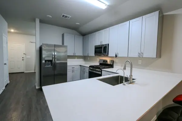 328 Cumberland Forest Drive, Magnolia, TX 77354